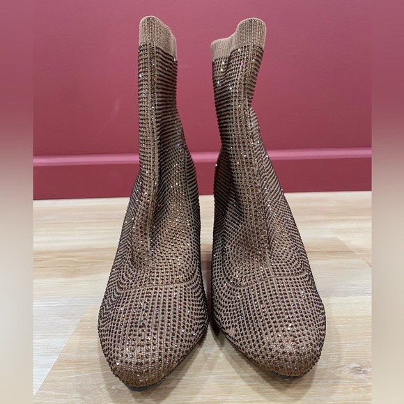 Wild Pair Baybe Brown Crystal Rhinestone Booties 3.5 inch Block Heels Size 5.5 - Picture 3 of 13